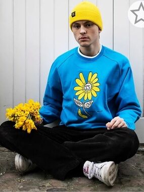 Teddy Fresh Love Flower Blue Raglan Crewneck Sweatshirt size M